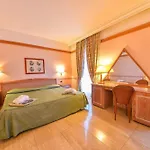 호텔 Grand Delle Terme Re Ferdinando 4*