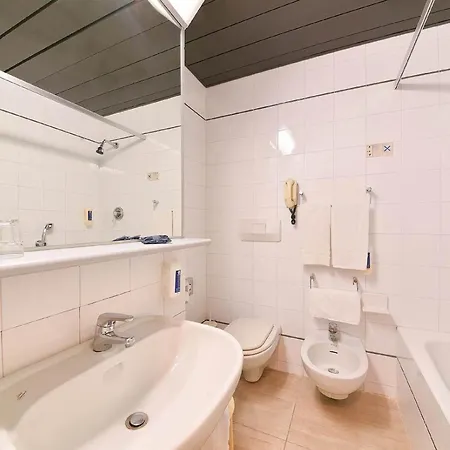 Grand Delle Terme Re Ferdinando Hotel