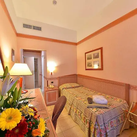 Hotel Grand Delle Terme Re Ferdinando 4*