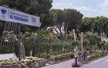 Grand Delle Terme Re Ferdinando Hotel