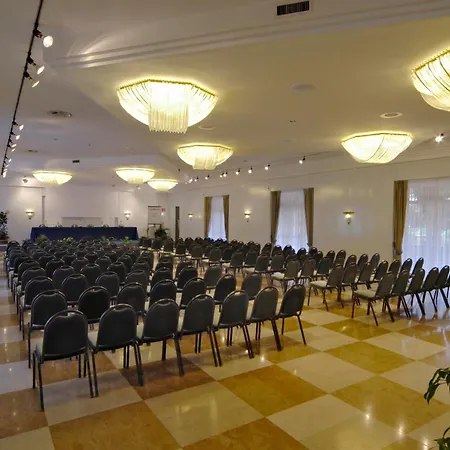 Grand Delle Terme Re Ferdinando מלון איסקיה