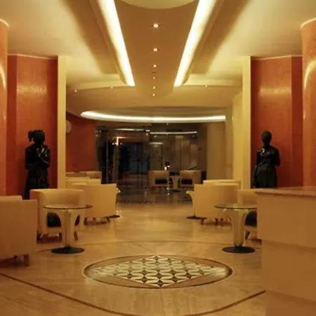 Grand Delle Terme Re Ferdinando מלון 4*