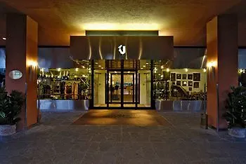 Grand Delle Terme Re Ferdinando מלון 4*